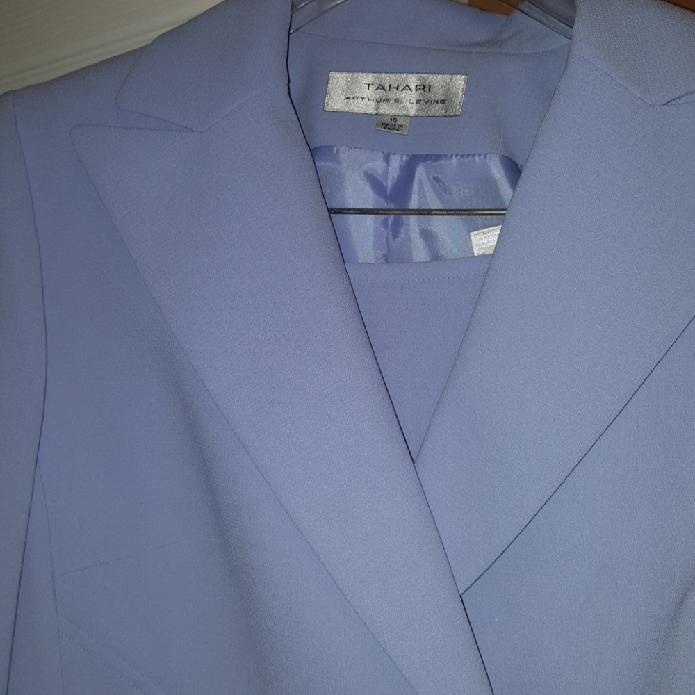 Tahari suit